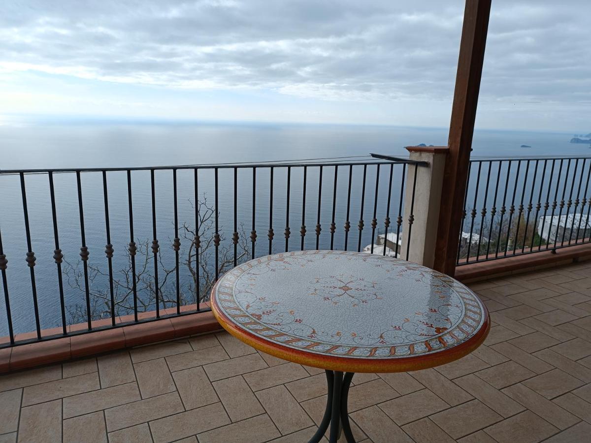 Ferienwohnung Nino'S In Nocelle Positano Exterior foto